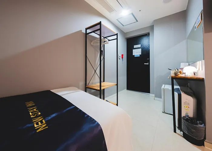 Myeongdong New Hostel *