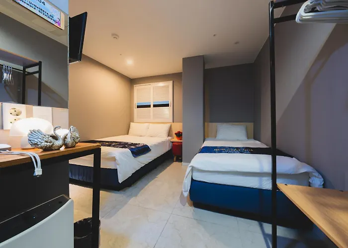 Myeongdong New Hostel *